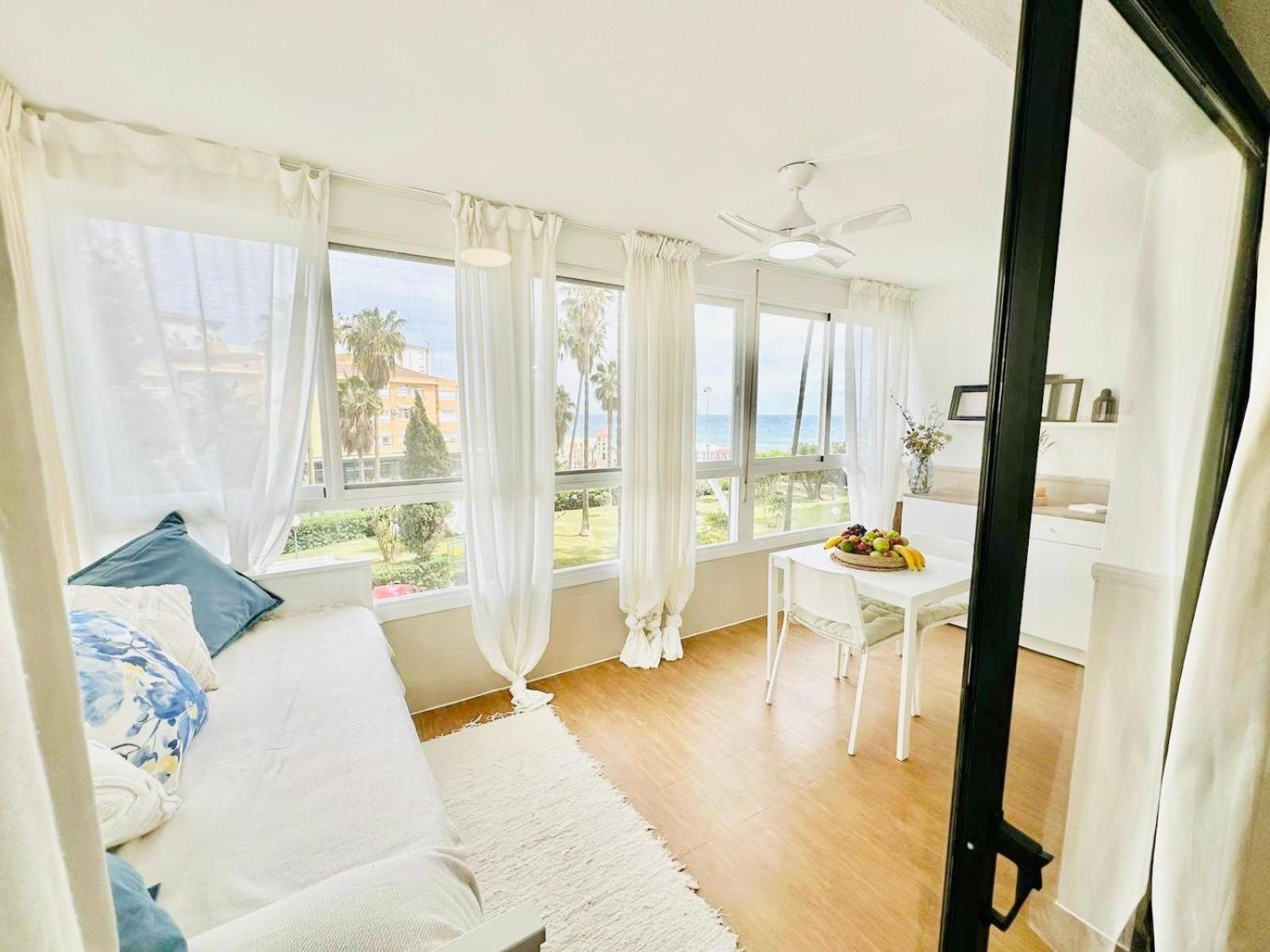 Estudio Pepa Luna Algarrobo Beach Malaga Zewnętrze zdjęcie